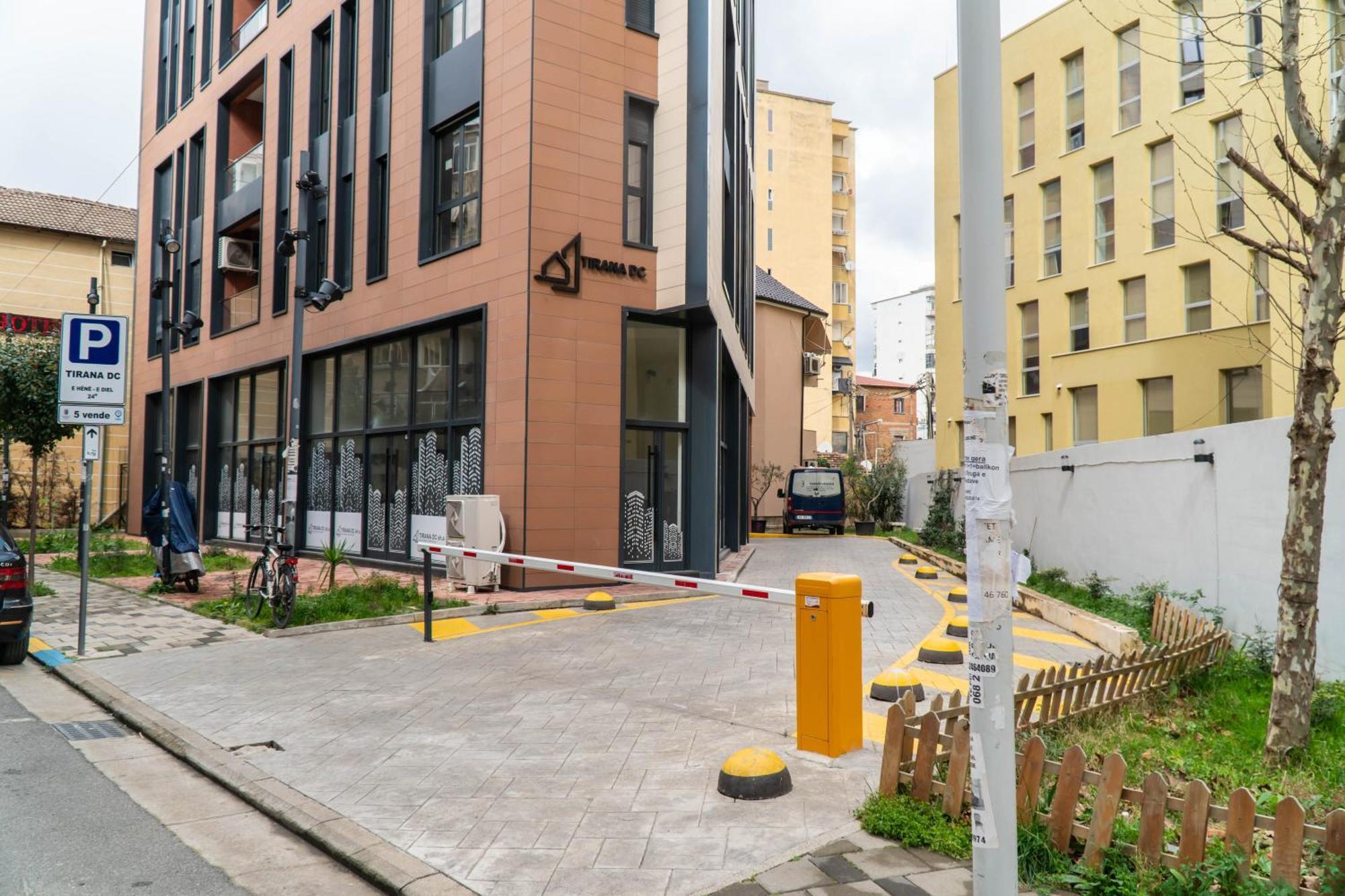 Signature 12 Apartment *